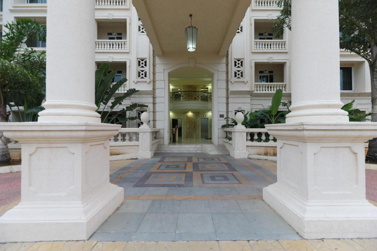 Oyo 6954 The Lawns Oragadam Ξενοδοχείο Εξωτερικό φωτογραφία