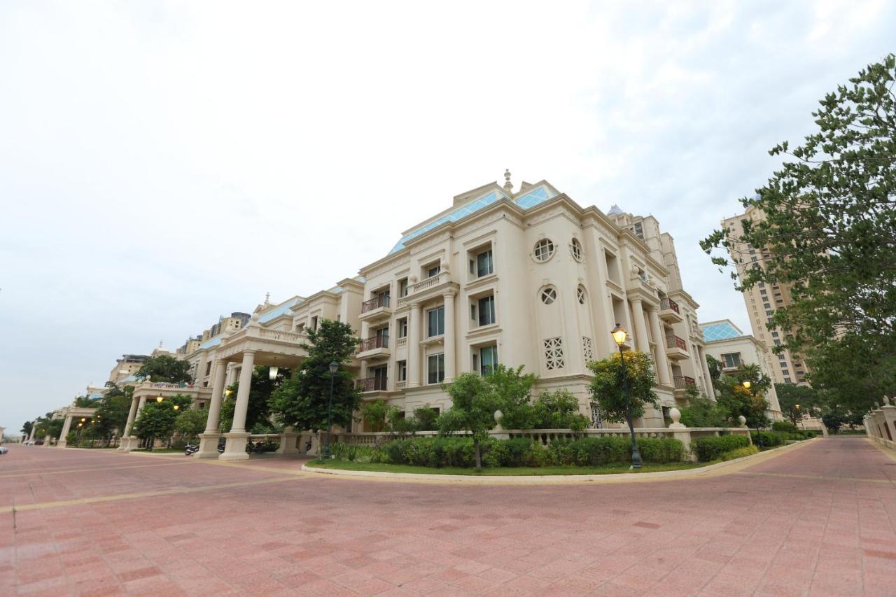 Oyo 6954 The Lawns Oragadam Ξενοδοχείο Εξωτερικό φωτογραφία